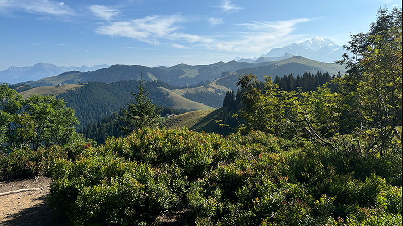 Rouler en VTT aux Saisies